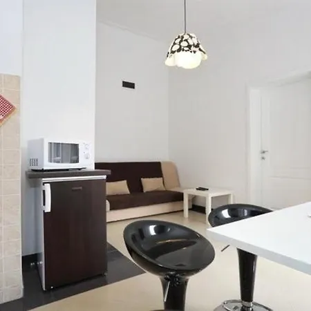 Ferienapartment Mit Balkon Fuer Fuenf Personen Apartment *